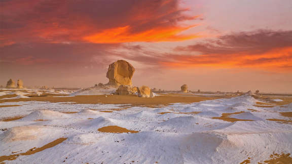 White Desert - surreal chalk rock formations