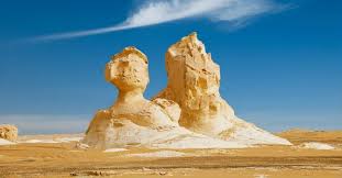 Kharga Oasis - date palms and Roman ruins